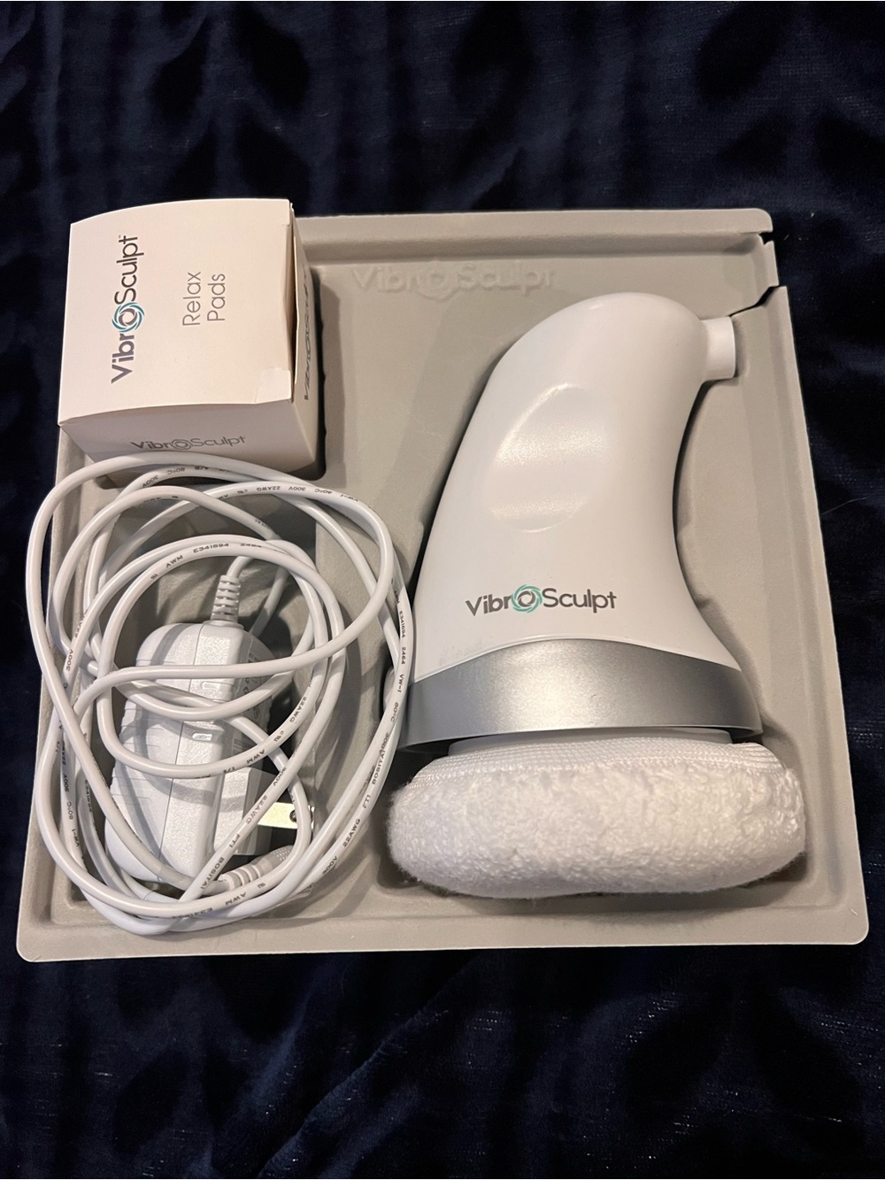 White Handheld Massager with Relax Pads